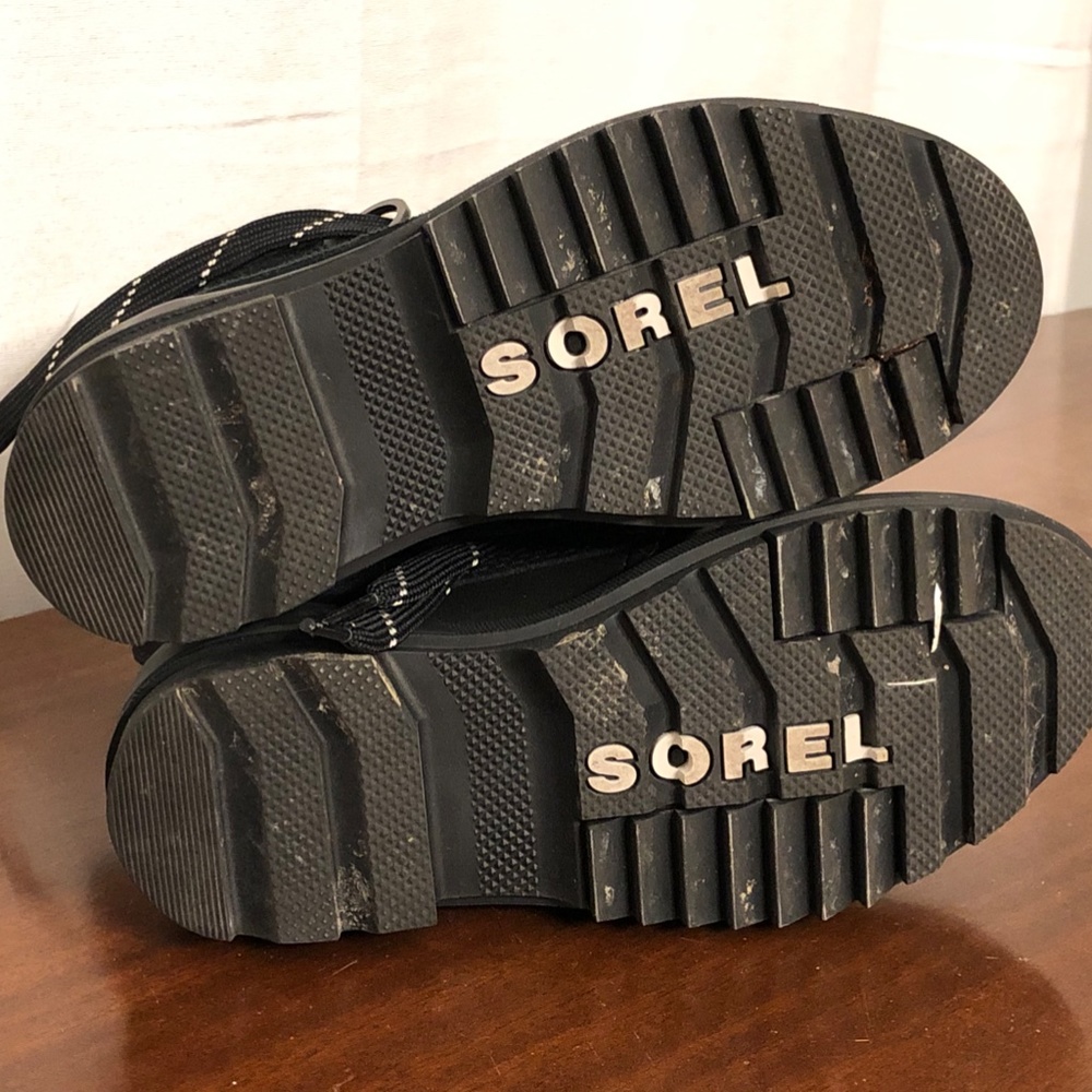 Sorel Women's Tivoli IV Boots in Black - Size 6 - Picture 3 of 5